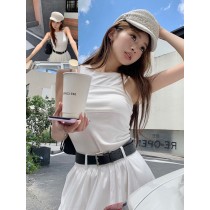 設計感假兩件吊帶背心+A字裙附皮帶套裝